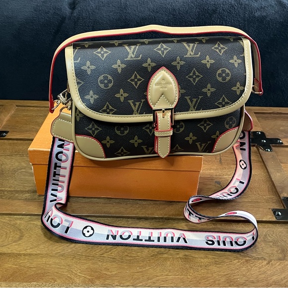 Louis Vuitton Monogram Crossbody Bag in Brown and Tan with Red Accents - Picture 1 of 12